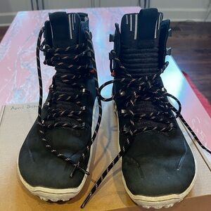 Vivobarefoot Tracker Decon FG2 Women’s Shoes